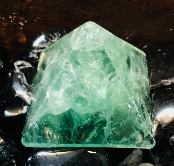 Hovedbilde Fluoritt Grønn Pyramide 4x4cm