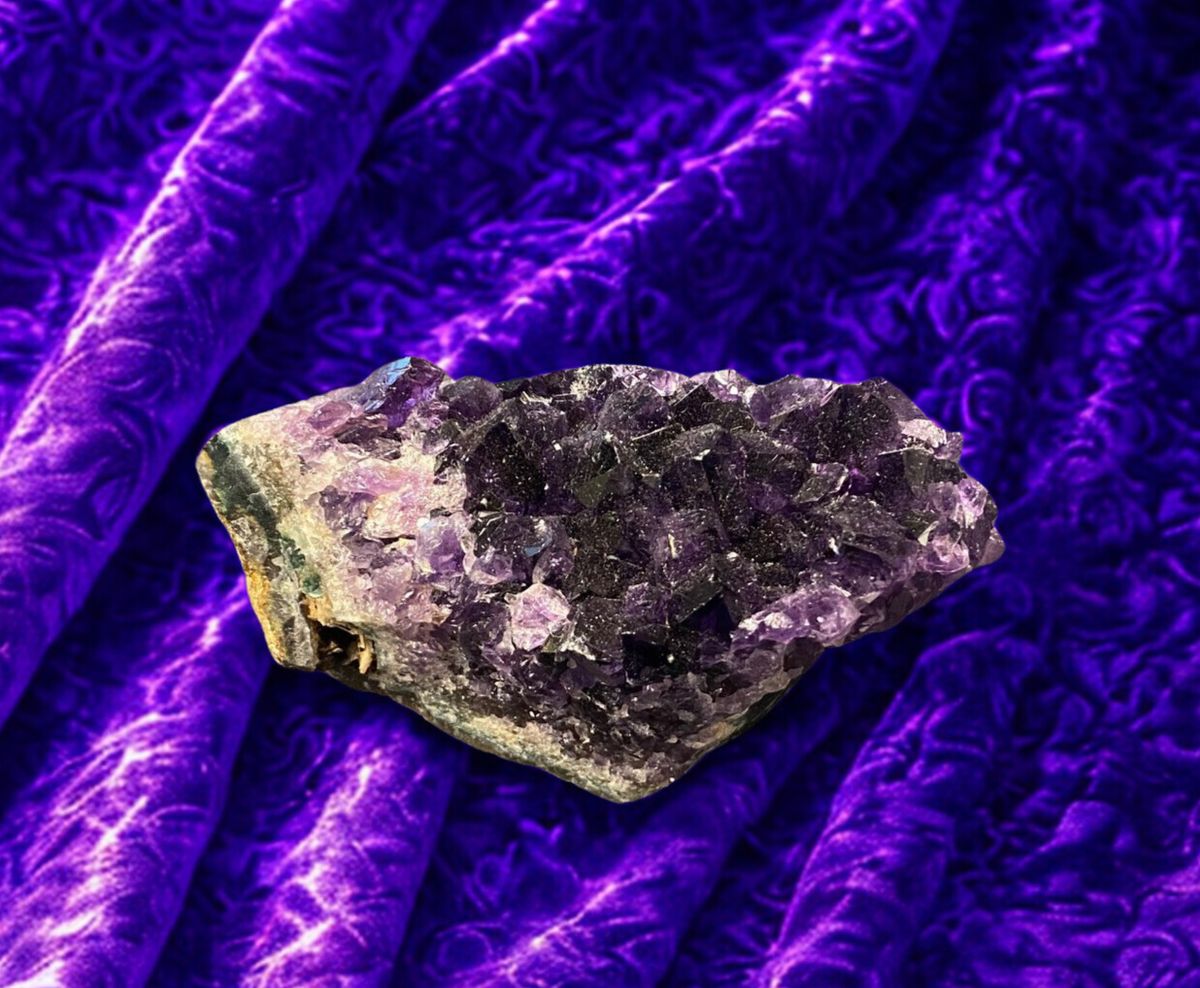 Ametyst Råstein Gruppe 265 Gram - Kun 1 eksemplar