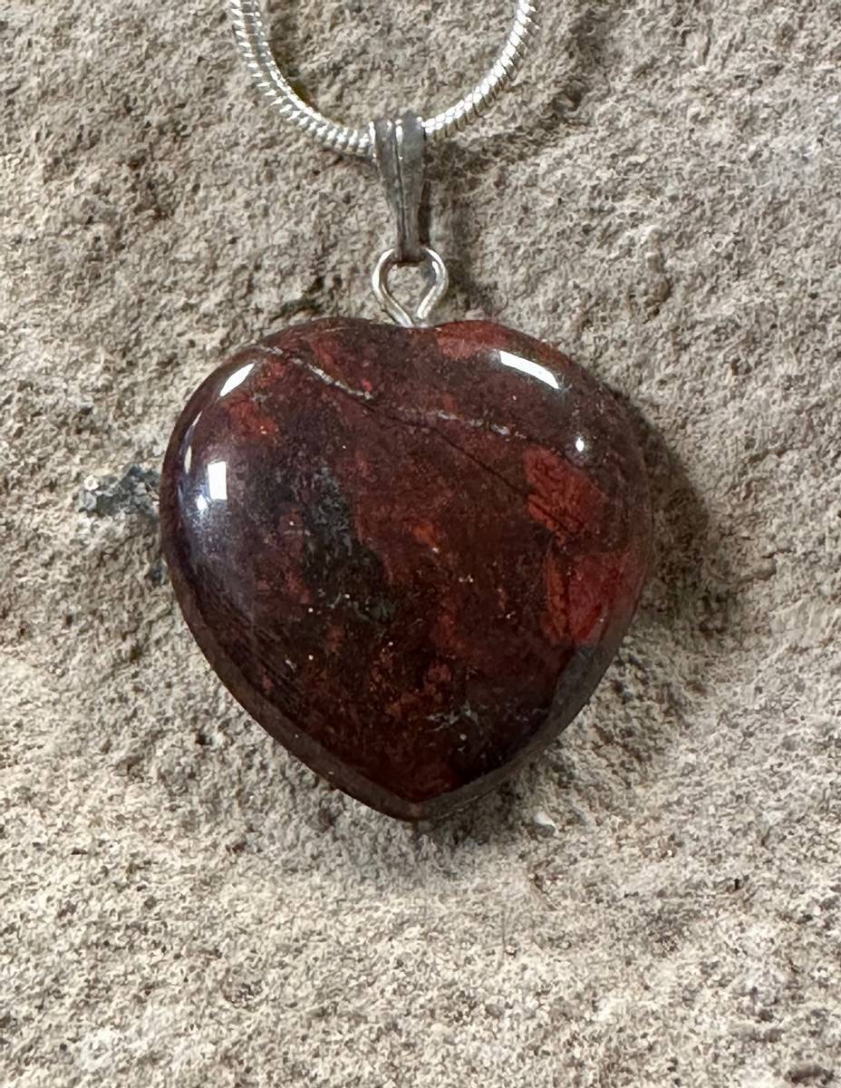 Obsidian Mahogny Hjerte Anheng 2cm